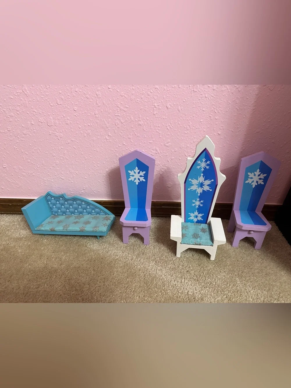4 - KidKraft Disney Frozen Ice Castle Wooden Dollhouse Couch & 3 Chairs